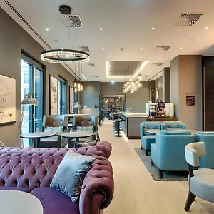 Premier Centre Hotell