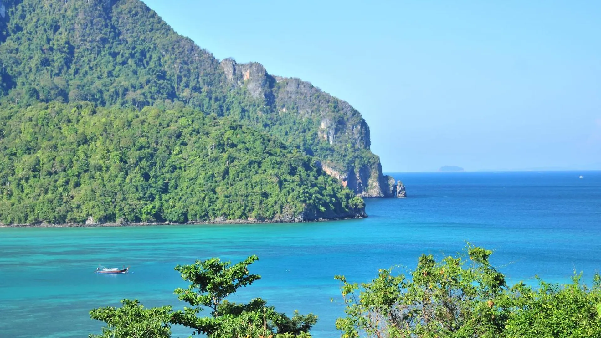 Sea View Bungalow Phi Phi Don 2*,  Tailândia